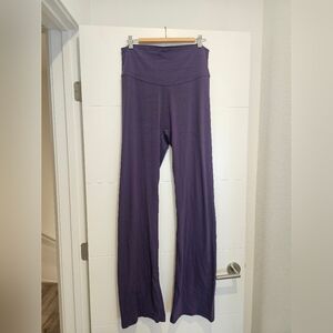 Vitality Cloud Trousers: Plum Worn Once